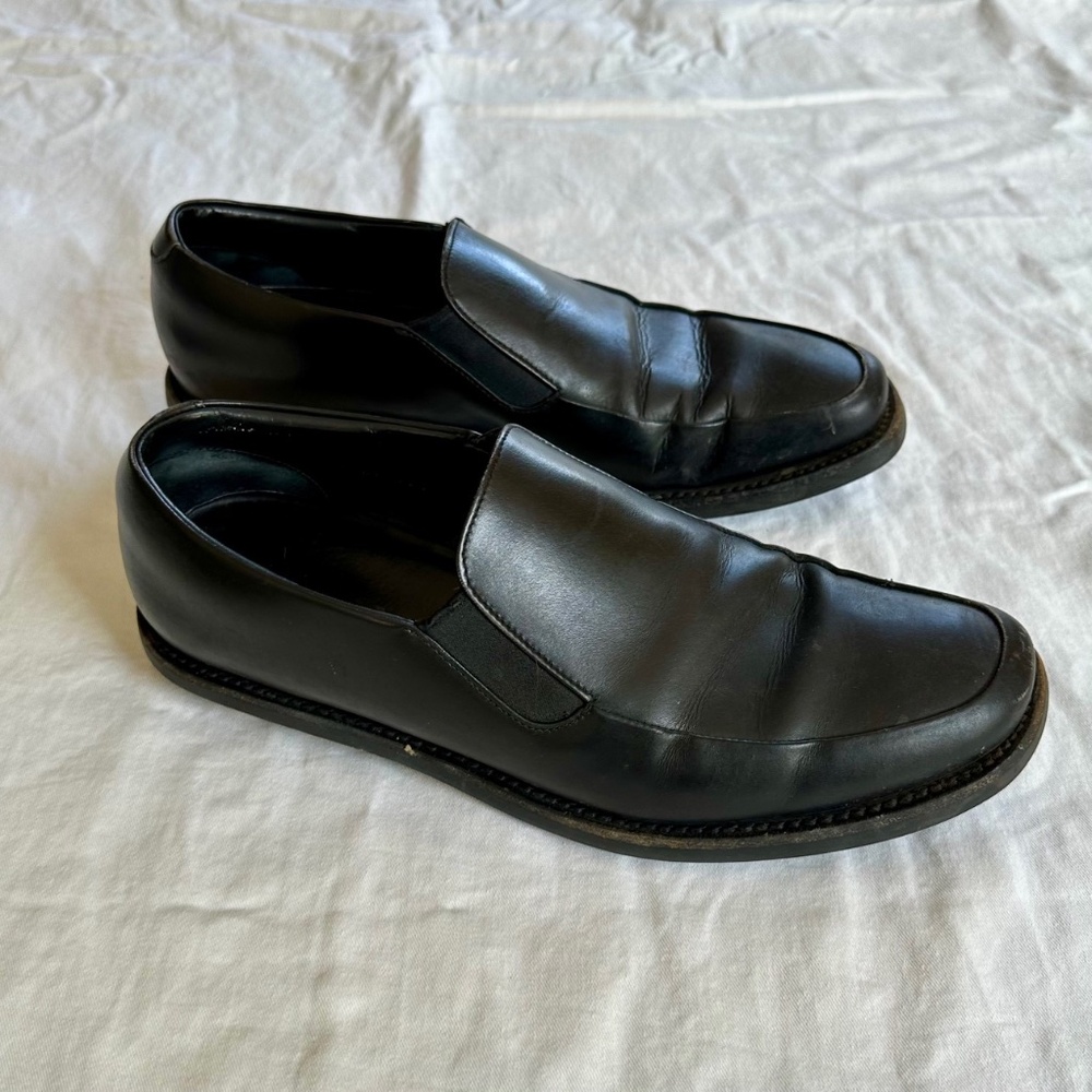 Mens Black Prada Moccasins, size 7
